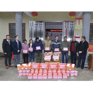 走訪(fǎng)共建謀發(fā)展 噓寒問(wèn)暖獻(xiàn)真情